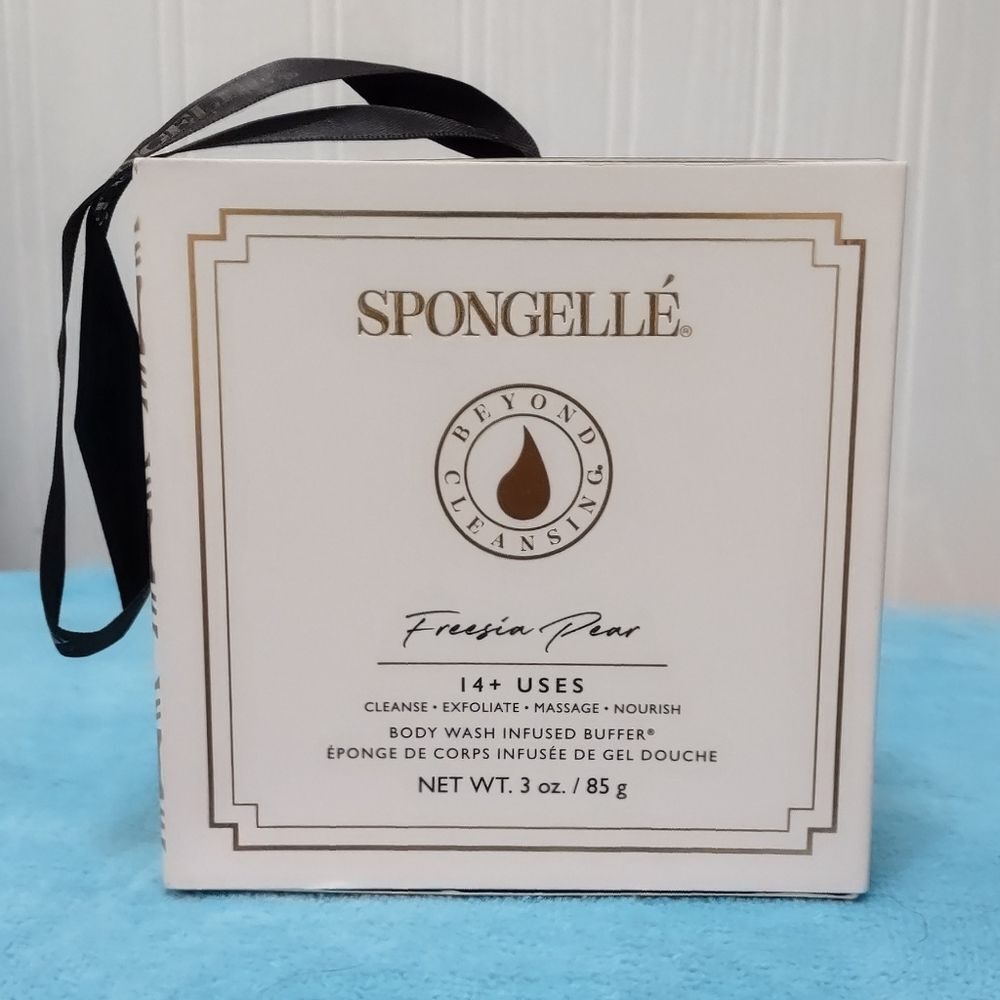 NEW Spongelle'® Fresia Pear Body Wash Infused Buffer